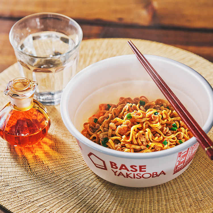 BASE YAKISOBA Spicy Stir Noodle (4 pieces)