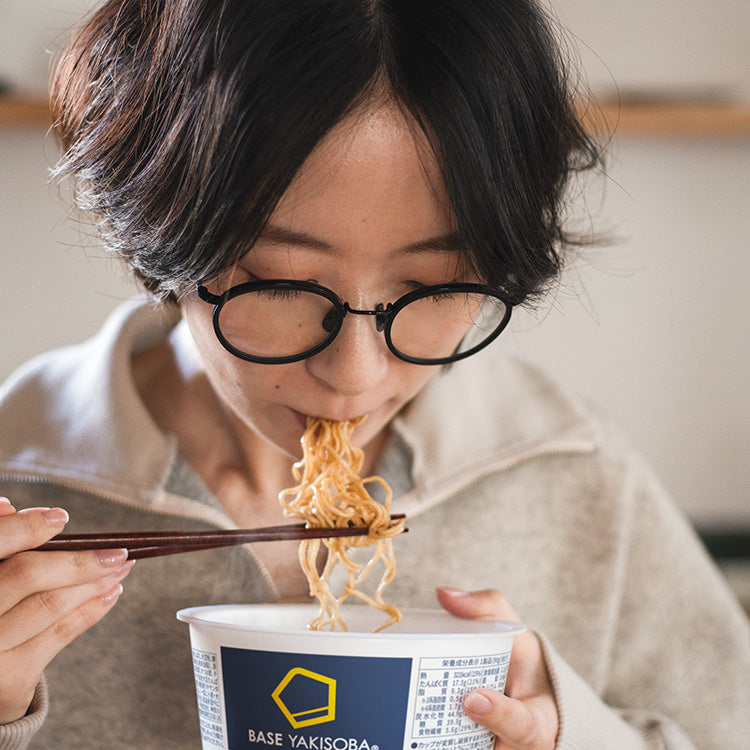 BASE YAKISOBA 鰹魚醬油撈麵