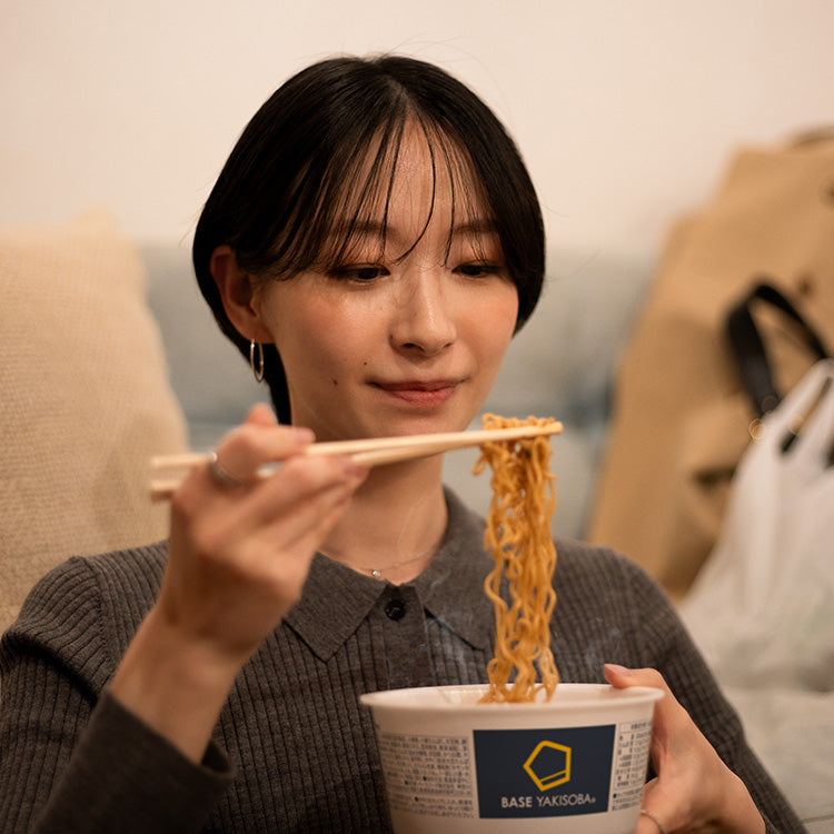 BASE YAKISOBA 鰹魚醬油撈麵